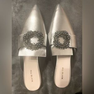 All Black brand silver slides with pearl wreath size 9